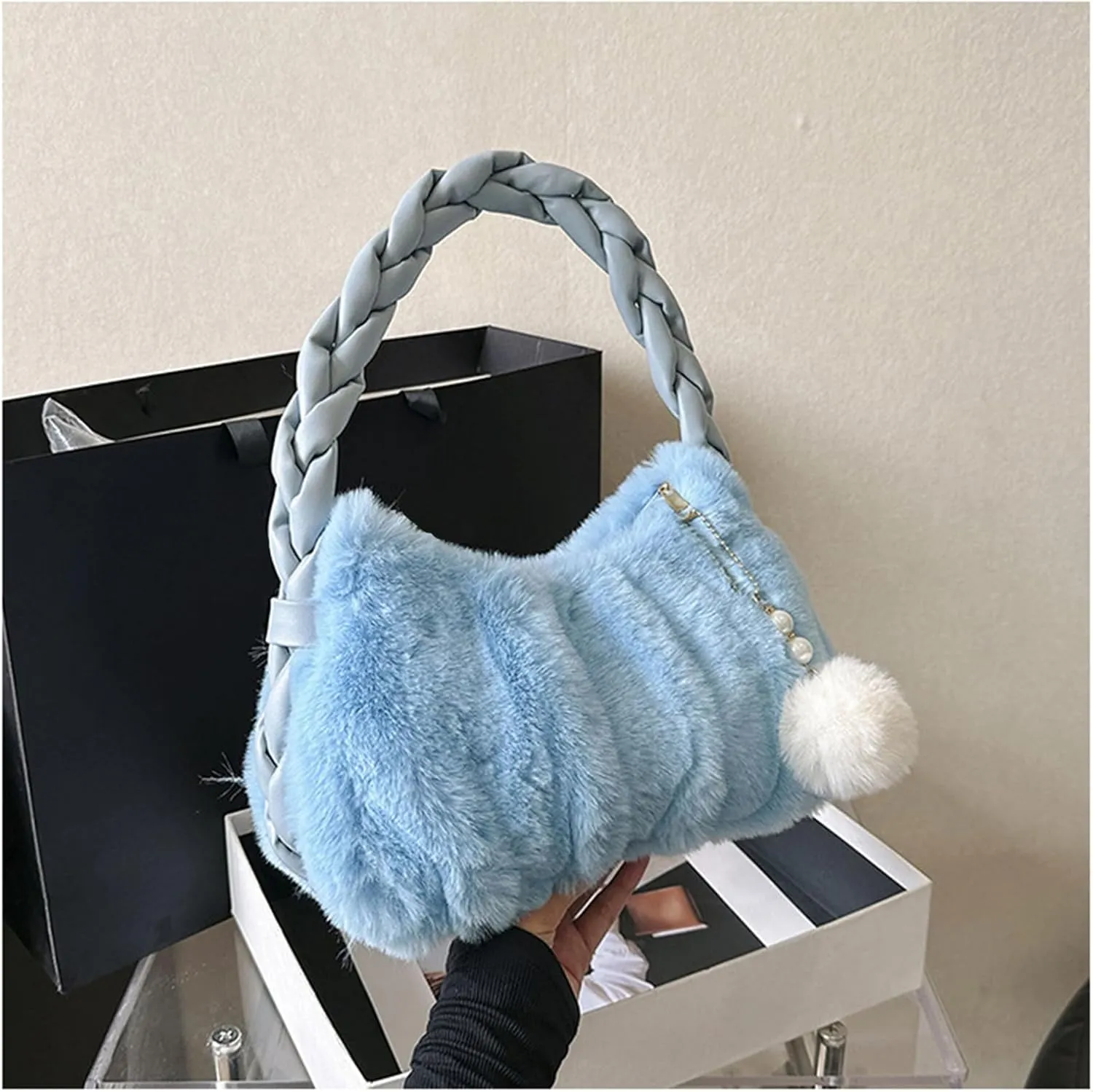Womens Faux Fur Handbag Fashion Fluffy Plush Shoulder Bags Purse Fuzzy Zipper Tote Bag for Autumn and Winter
