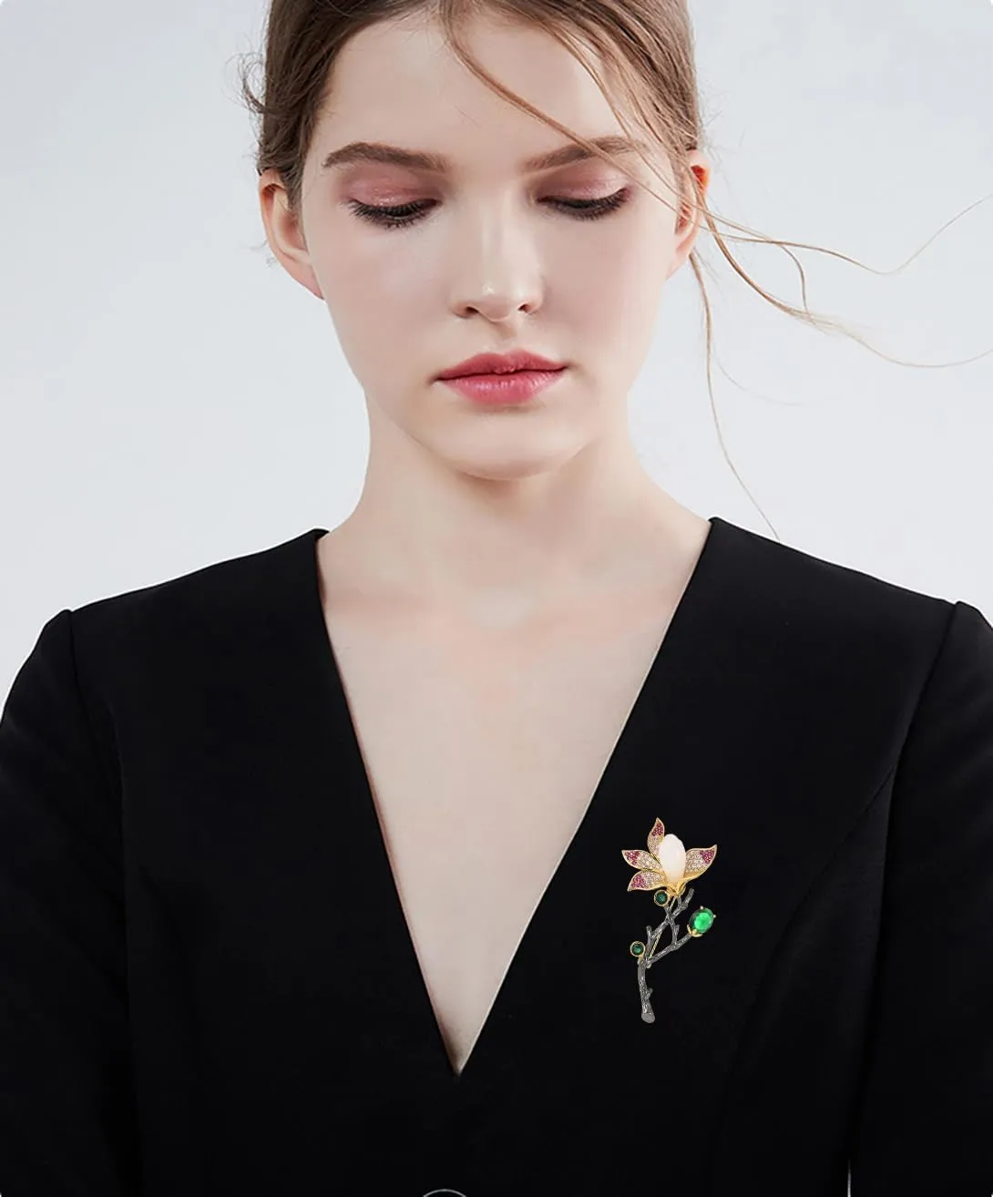 Women's Floral Brooch, Inlaid with Pearls and Zirconia, High-End Elegant Lapel Pin, Jewelry Accessory, Birthday Gift