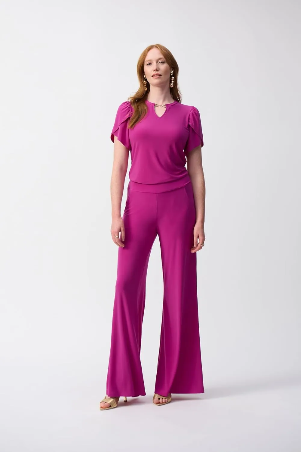 Women's Silky Knit Short Sleeve Straight Top