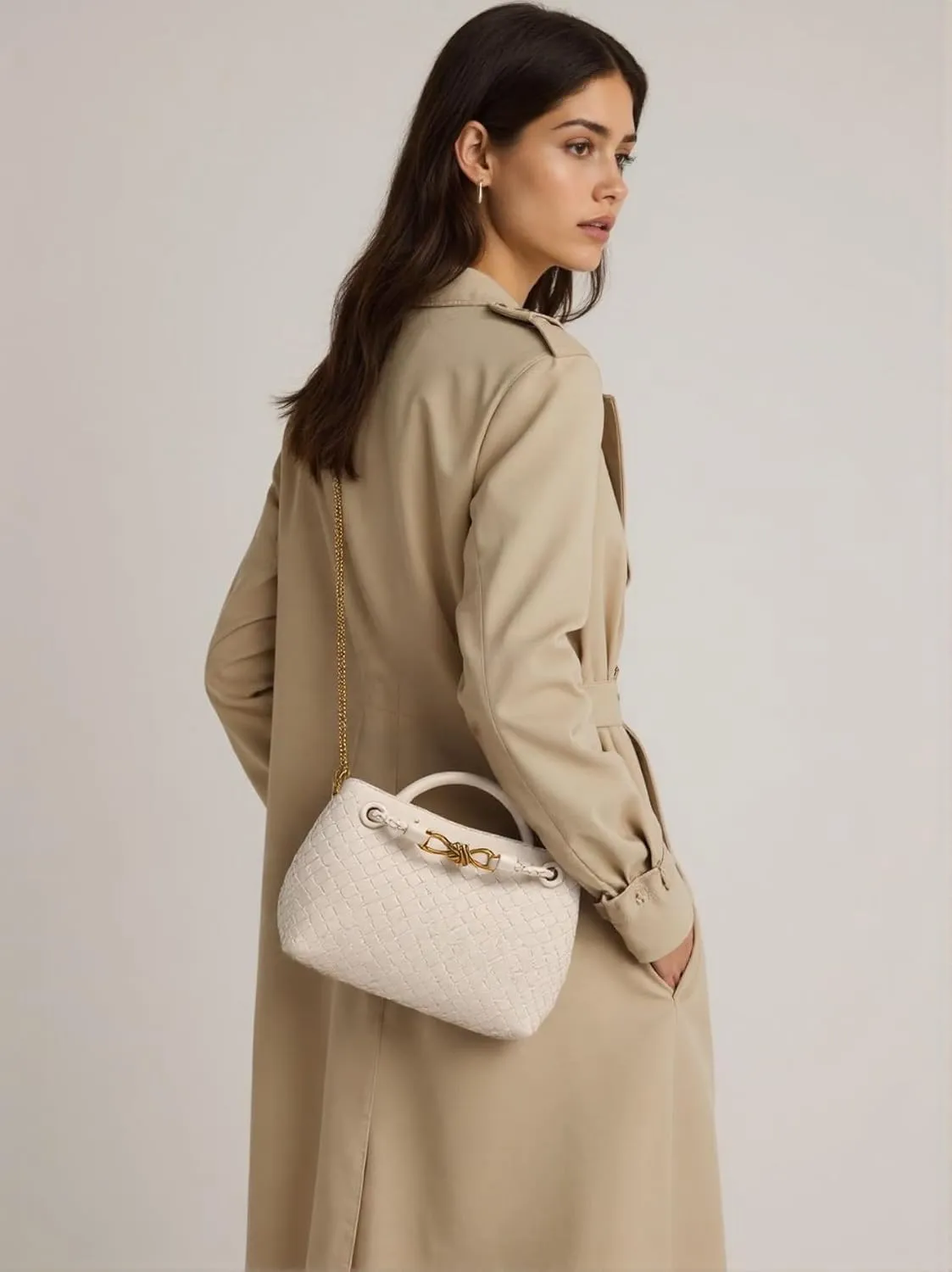 Woven Leather Handbag, Bucket Style Tote with Gold Lock Design, Top Handle Shoulder Bag for Women, Clutch Bag