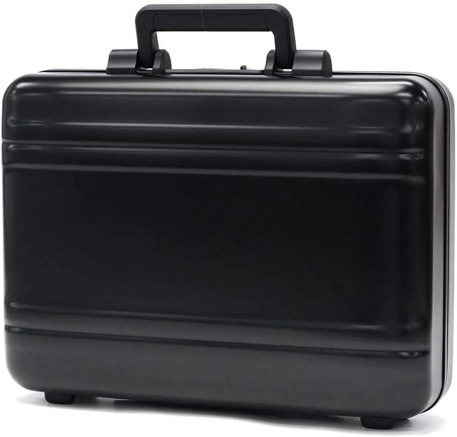 ZERO Halliburton Business Bag