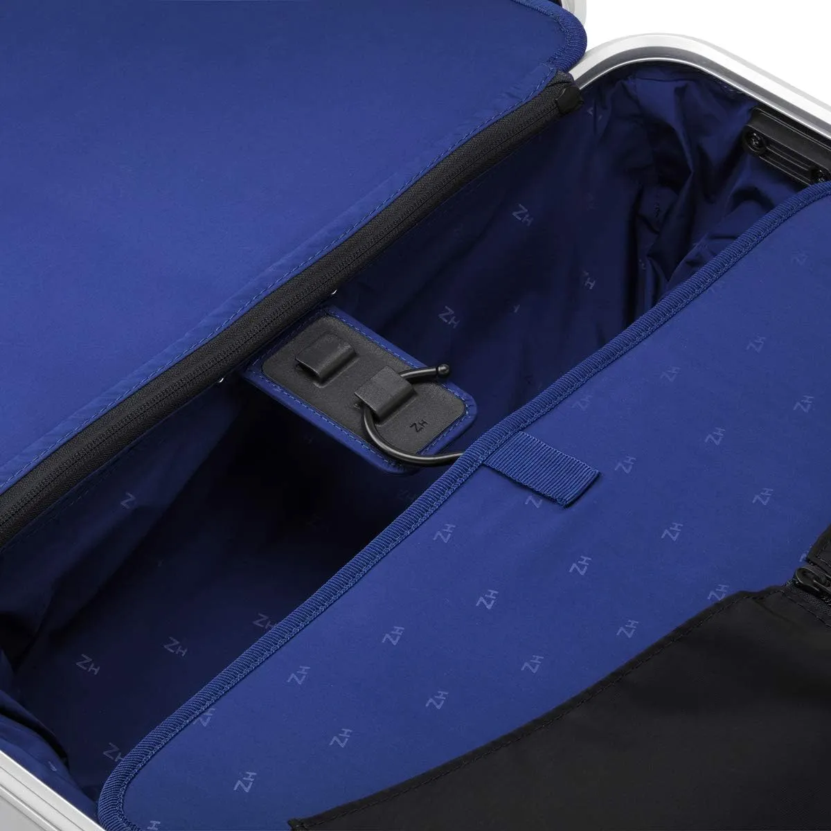 ZERO Halliburton Pursuit Aluminum Hardside Travel Case